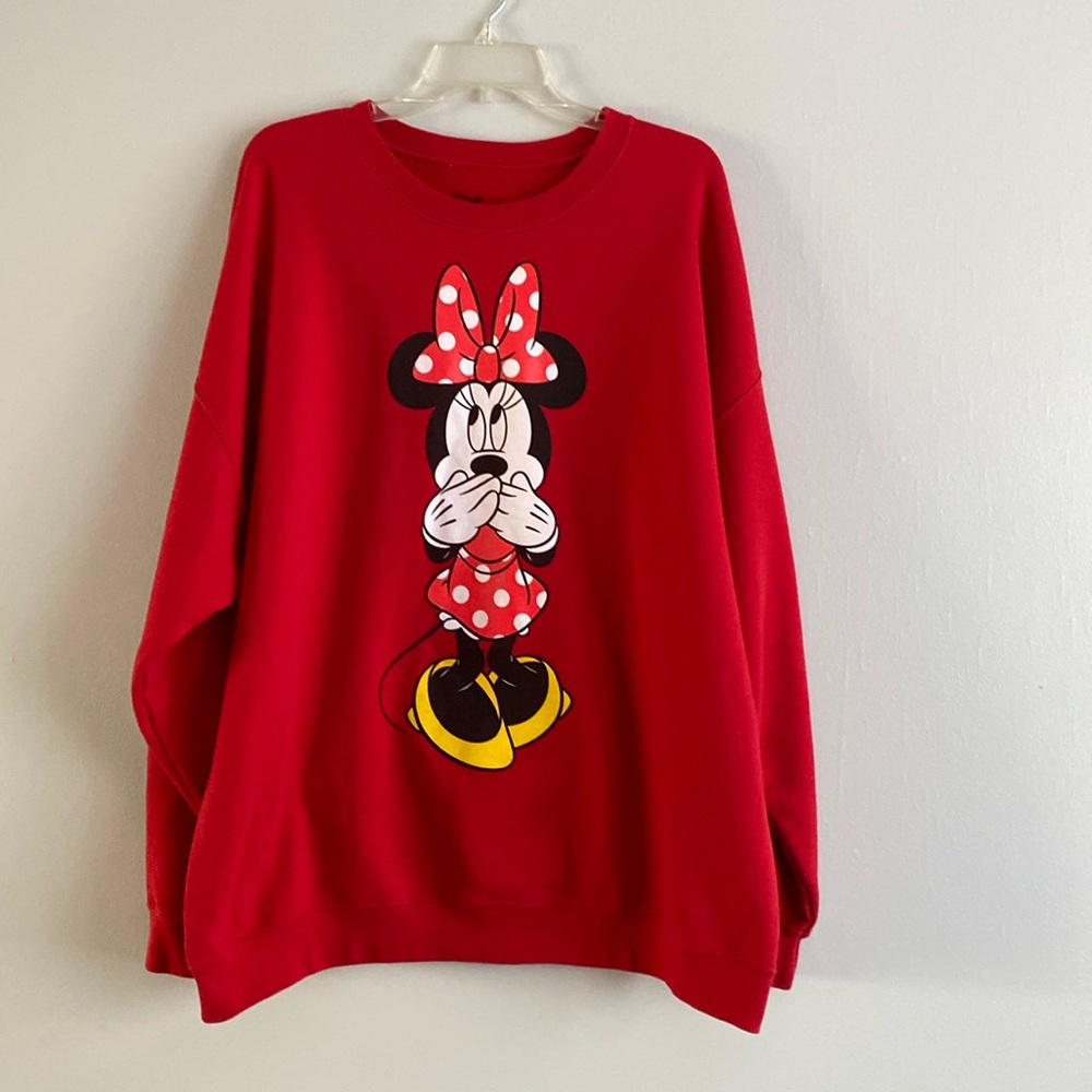 Beautiful red Mickey sweatshirt size 2x